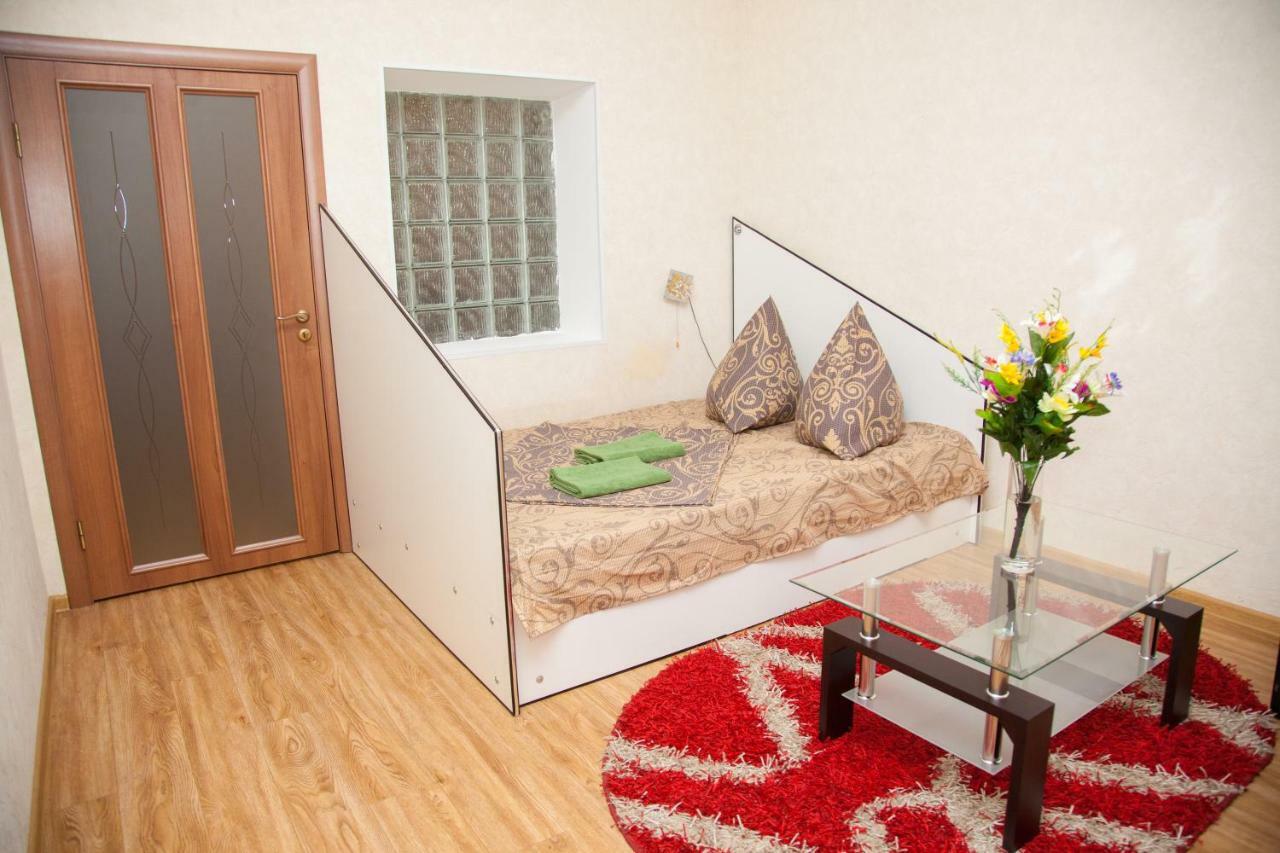Semi-Luxury Apartment On Zhukovskogo Street 57 Zaporizhia 외부 사진