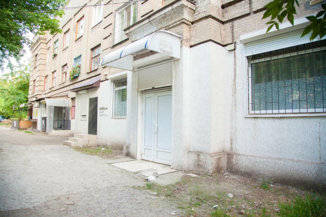 Semi-Luxury Apartment On Zhukovskogo Street 57 Zaporizhia 외부 사진